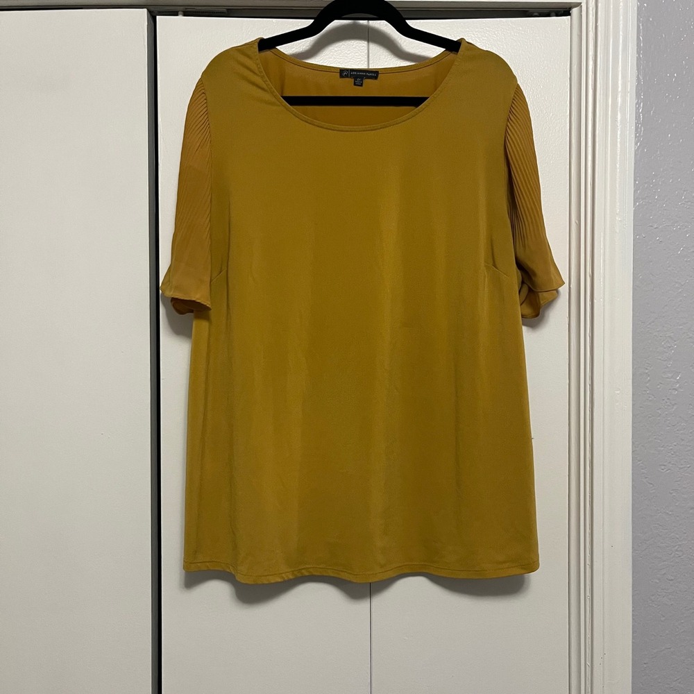 Adrianna Papell Gold Tunic Top Pleated‎ Sleeve Blouse